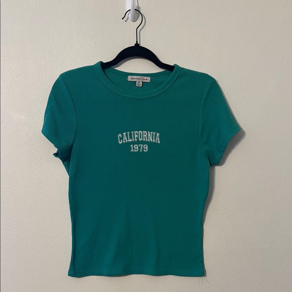 Green Fitted Short Sleeve Tee with California Print
